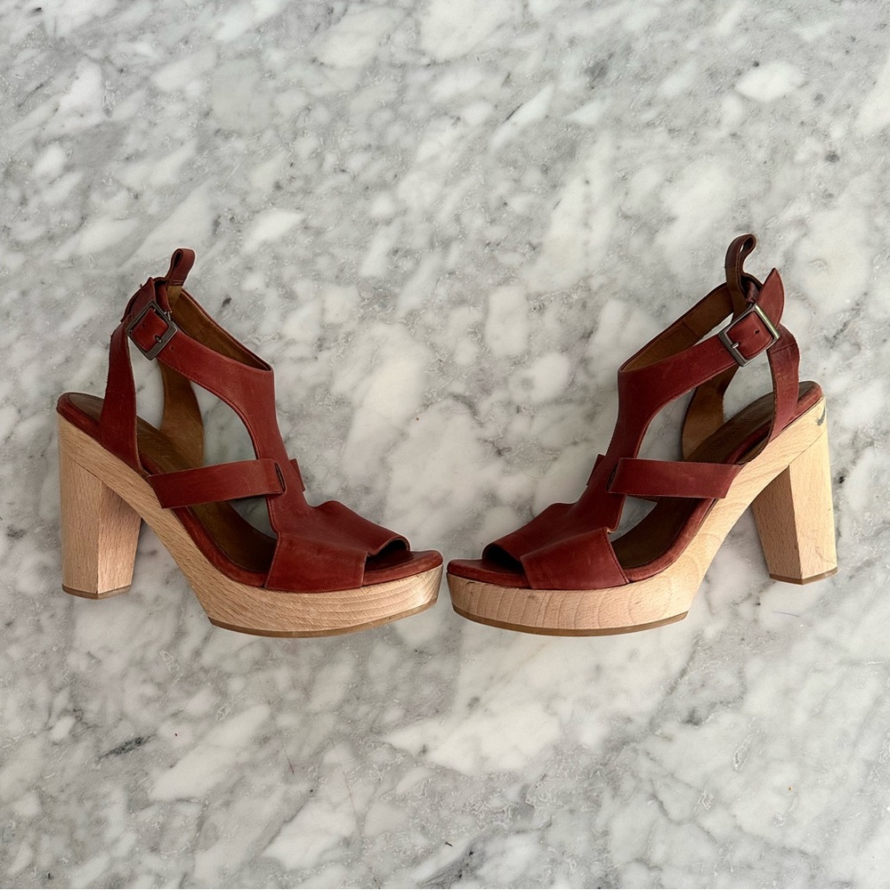 Coclico Heeled Sandals